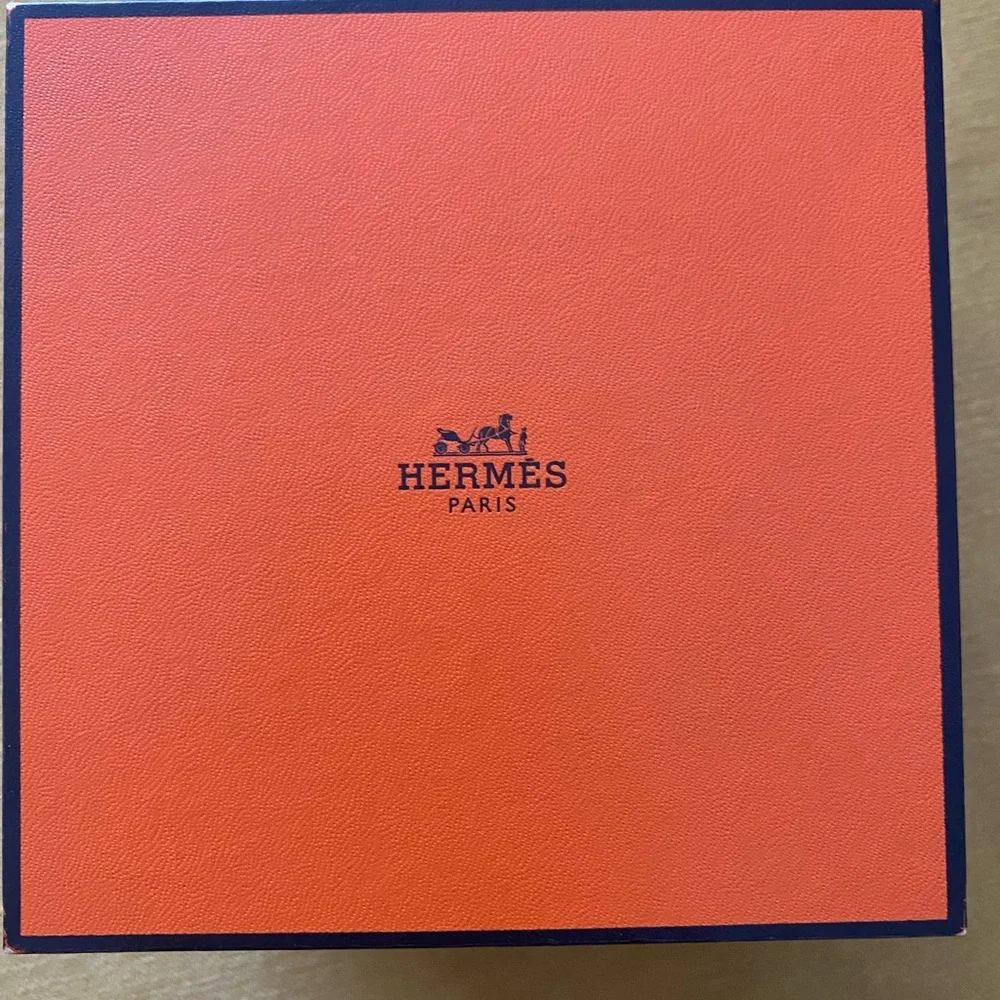 Hermes Heure H Mini Watch - Orange with Gold Face and Double-Length Strap - Picture 8 of 8